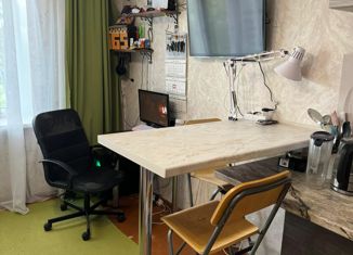 Продам комнату, 12.6 м2, Омск, улица Химиков, 22Б, Советский округ