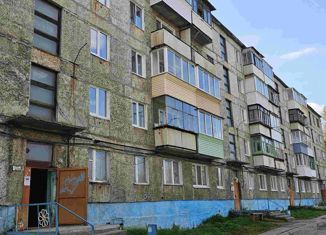 Продаю 3-ком. квартиру, 57 м2, Красноуральск, Новая улица, 9