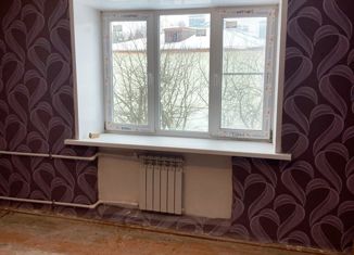 Продаю 3-ком. квартиру, 57 м2, поселок Бавлены, Заводская улица, 10