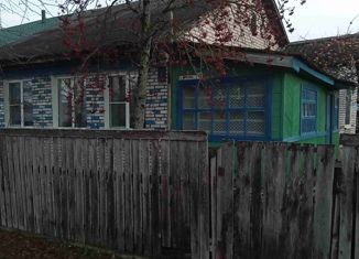 Продаю дом, 52 м2, поселок городского типа Парфино, улица Дружбы, 8