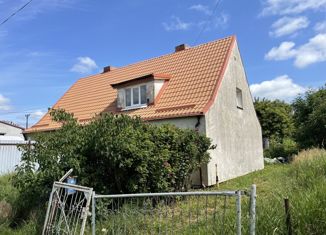 Продам 4-ком. квартиру, 65.5 м2, Советск, Садовая улица, 37