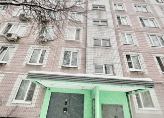 Продаю 3-ком. квартиру, 58.7 м2, Москва, Кустанайская улица, 12к2, метро Красногвардейская