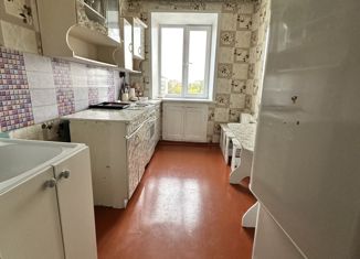 Продам 2-ком. квартиру, 52 м2, Красноярский край, улица Карла Маркса, 24