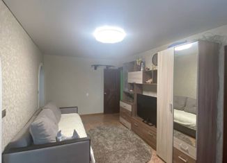 Продам 3-ком. квартиру, 44 м2, Октябрьский, Комсомольская улица, 17А