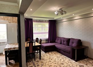 Продается 2-ком. квартира, 43 м2, Малоярославец, улица Гагарина, 4