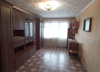 Продаю 2-комнатную квартиру, 44 м2, Соликамск, улица Матросова, 69