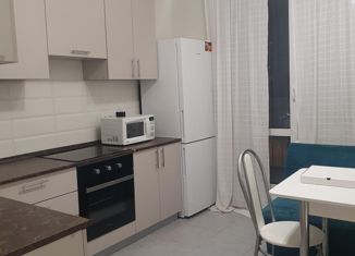 Продам трехкомнатную квартиру, 68 м2, Москва, улица Вилиса Лациса, 38к2, улица Вилиса Лациса