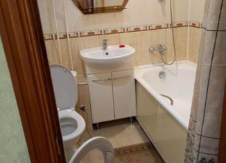 Сдается в аренду 1-ком. квартира, 35 м2, Ульяновск, улица Кирова, 34