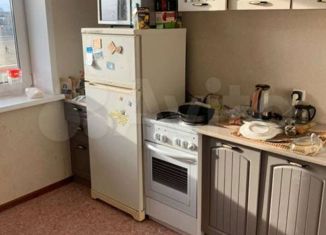 Продается 1-комнатная квартира, 33.4 м2, поселок городского типа Яя, Больничная улица, 23