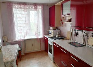 Продается двухкомнатная квартира, 55 м2, Кинель, улица 50 лет Октября, 76