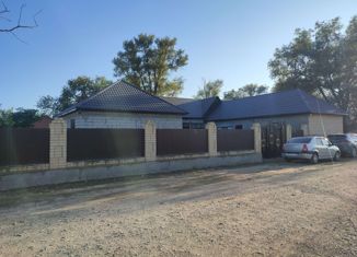 Продаю дом, 182.7 м2, село Нариман