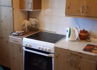 Продам 3-комнатную квартиру, 76 м2, Москва, улица Шолохова, 7, улица Шолохова