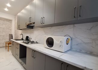 Продается 2-комнатная квартира, 59 м2, Ставрополь, улица Доваторцев, 82/1, микрорайон № 29