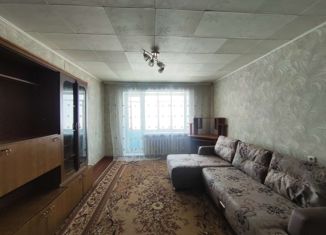 2-комнатная квартира на продажу, 49 м2, Новоуральск, Первомайская улица, 42