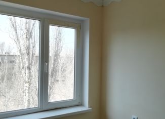 Продаю однокомнатную квартиру, 29.9 м2, Волжский, улица Кирова, 10
