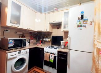 Продажа 3-ком. квартиры, 50 м2, Москва, Челюскинская улица, 6к1, Челюскинская улица