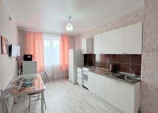 Продается трехкомнатная квартира, 73 м2, Энгельс, улица Колотилова, 80Б