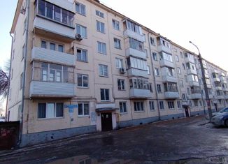 Продам однокомнатную квартиру, 32.4 м2, Республика Башкортостан, Интернациональная улица, 129
