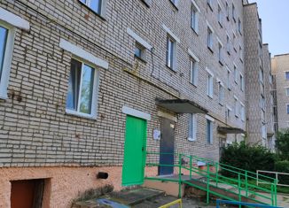 Трехкомнатная квартира на продажу, 60 м2, Вязьма, Спортивная улица, 3А