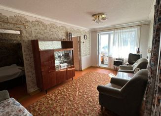 Продам 2-комнатную квартиру, 46 м2, Энгельс, проспект Строителей, 25