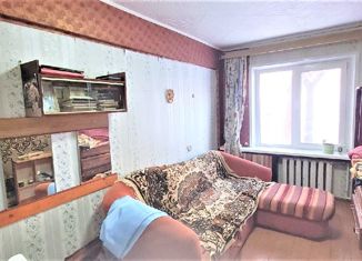 Продается трехкомнатная квартира, 59 м2, Воткинск, Пролетарская улица, 7