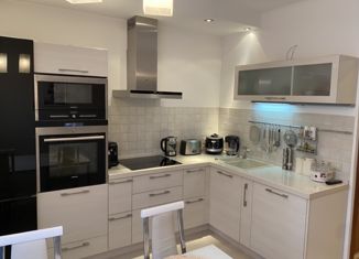 Продаю 3-комнатную квартиру, 76 м2, Москва, улица Грина, 34к1, улица Грина