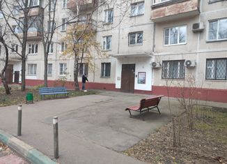 Продам однокомнатную квартиру, 37.3 м2, Москва, улица Довженко, 6, метро Минская