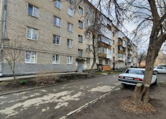 Продажа 4-комнатной квартиры, 63 м2, Полевской, Коммунистическая улица, 27