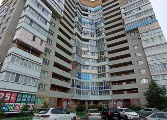 Продаю 3-ком. квартиру, 87.2 м2, Омск, улица Дианова, 25