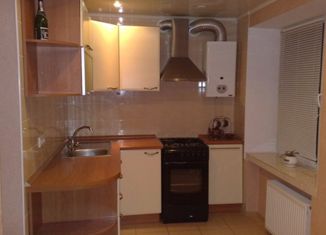 Продается 4-комнатная квартира, 59 м2, Мелеуз, 5-й микрорайон, 1