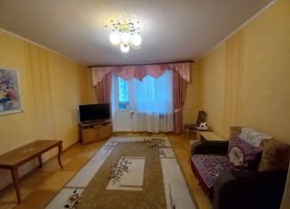 Продаю четырехкомнатную квартиру, 75.4 м2, Ярцево, проспект Металлургов, 5