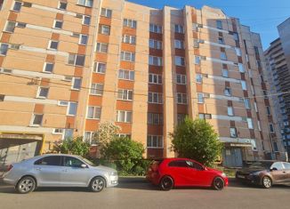 Продаю 2-ком. квартиру, 57 м2, Никольское, Первомайская улица, 13к1