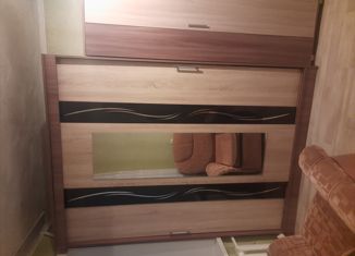 Продаю 2-комнатную квартиру, 42.4 м2, рабочий посёлок Чегдомын, Центральная улица, 32