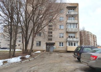 Продажа 1-ком. квартиры, 40 м2, Кремёнки, улица Победы, 5
