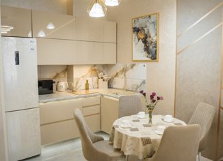 Продается 2-комнатная квартира, 50 м2, Судак, улица Ленина