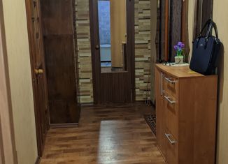 Продаю 2-комнатную квартиру, 51.1 м2, Гуково, улица Костюшкина, 47