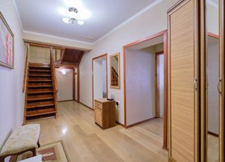 Продажа 3-ком. квартиры, 137 м2, Томская область, улица Гоголя, 30/1