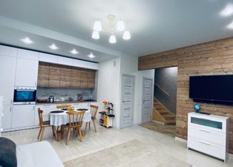 Продам таунхаус, 112 м2, деревня Байрак, Берёзовая улица, 14А