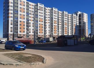 Продаю 1-комнатную квартиру, 38 м2, посёлок городского типа Медведево, улица Дмитрия Средина, 11