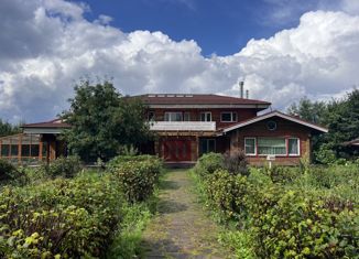 Продаю дом, 369.3 м2, поселок Красный, Центральная улица