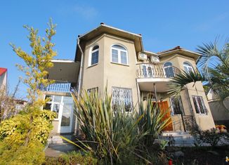 Продается дом, 230 м2, Сочи, микрорайон Светлана, улица Дмитриевой, 12/24