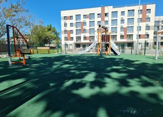 Продажа 2-ком. квартиры, 40 м2, Владивосток, улица Грязелечебница