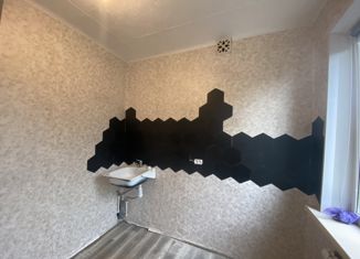 Продам 1-ком. квартиру, 30 м2, Рубцовск, улица Федоренко, 26