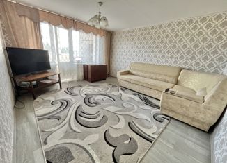 3-комнатная квартира на продажу, 60 м2, село Власиха, Строительная улица, 30