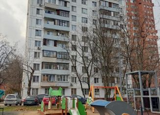 Продам 2-комнатную квартиру, 38.7 м2, Москва, Болотниковская улица, 3к7, исторический район Волхонка-ЗИЛ