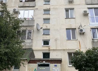 Продам двухкомнатную квартиру, 43 м2, поселок городского типа Мирный, улица Сырникова, 28А