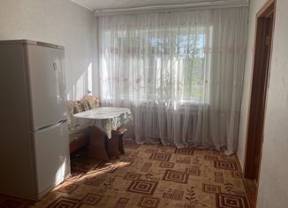 Продаю 2-ком. квартиру, 40 м2, село Городище, улица Гагарина, 11