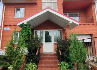 Продажа дома, 300 м2, село Култаево, улица Романа Кашина