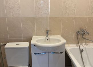 Продаю 1-ком. квартиру, 32 м2, Санкт-Петербург, Кронштадтская улица, 4, Кронштадтская улица