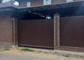 Продам дом, 612 м2, деревня Лугинино, Садовая улица, 14